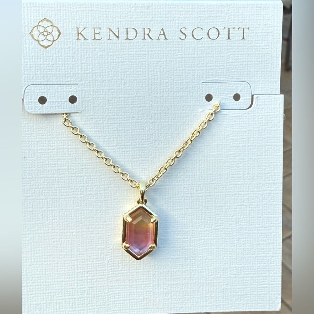 NWT- Kendra Scott Hallie Necklace